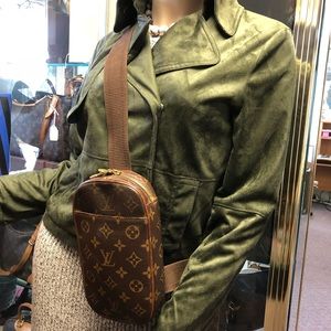 lv gange pochette